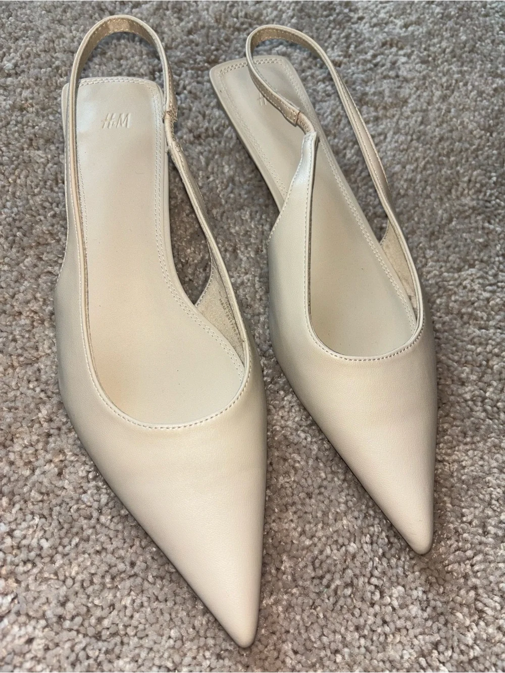 NWOT H&M Beige Faux Leather Pointed Toe Slingback Kitten Heels Pumps Size 7